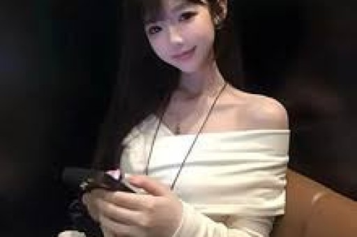 内娱男星‘绅士人设’崩塌剧组揩油被全网封禁！