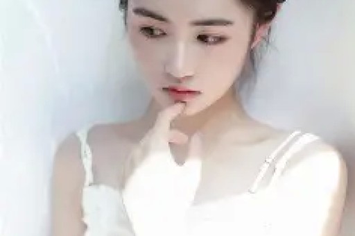 陪玩陪睡仅开胃菜！继50多岁不放过后 又一男星自爆被富婆潜规则