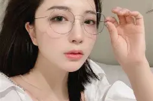 女网红指证当红男星恋爱出轨后续个人信息被粉丝开盒太猖狂